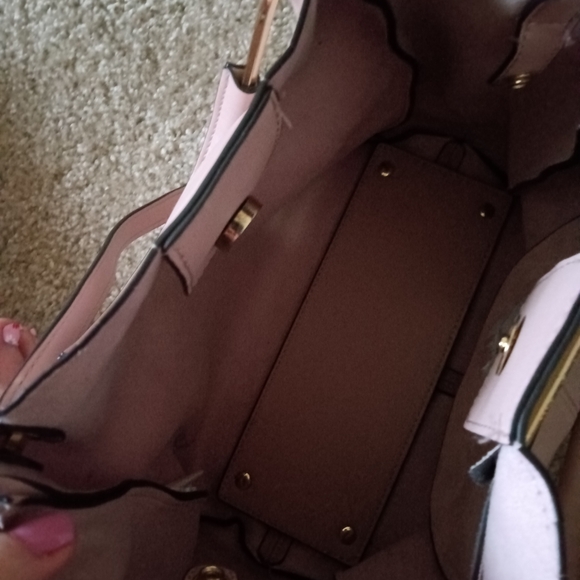 Steven Madden Handbag Set - Picture 8 of 9